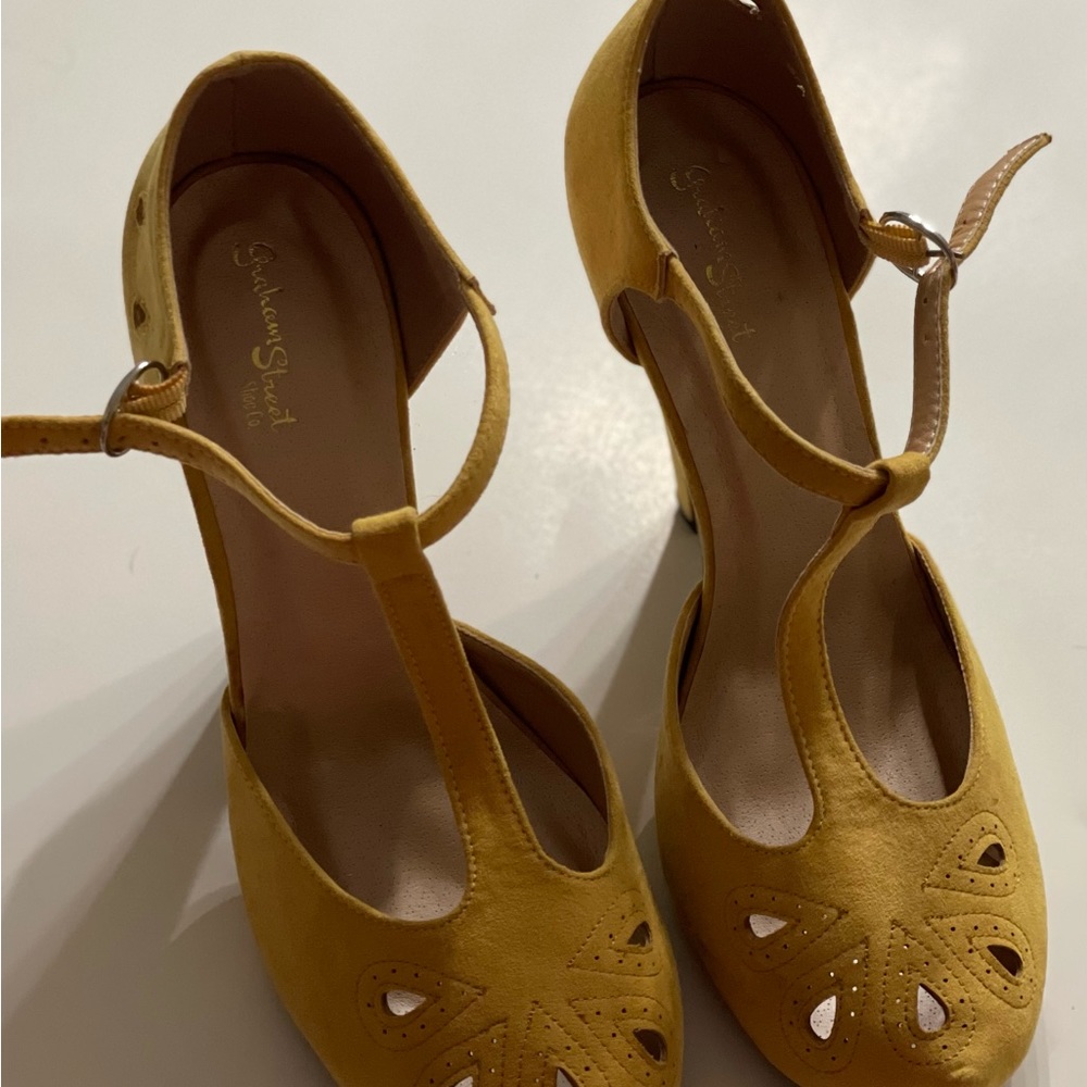 ModCloth Graham Street Yellow Suede Heels size 10